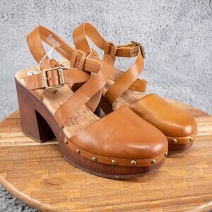 Women's Korks Wendy Cross Strap Studded Platform Heeled Clogs Tan Brown Size 8